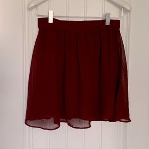 🎁3/$25🎉 Maroon Zip Up Flared Mini Skirt Small